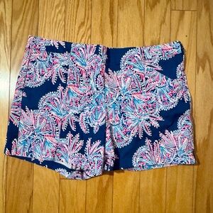 Lilly Pulitzer sz 16 Women's Navy and Pink Patterned Shorts
